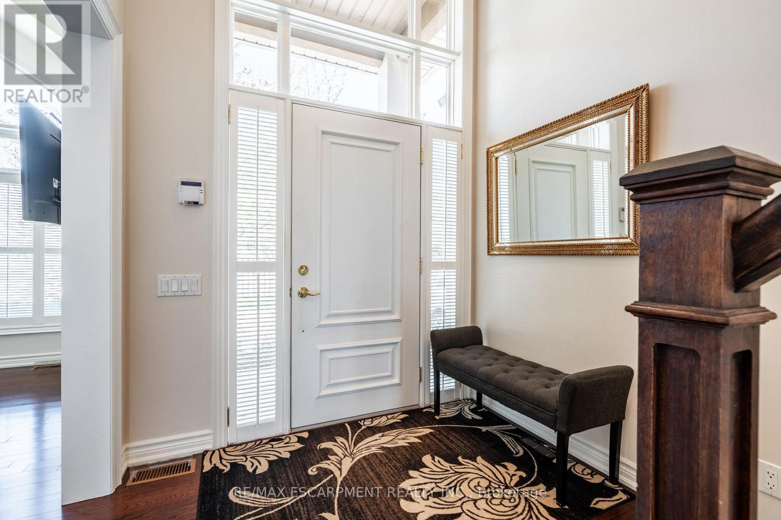 Property at 4 - 165 GLENDALE AVENUE image 4
