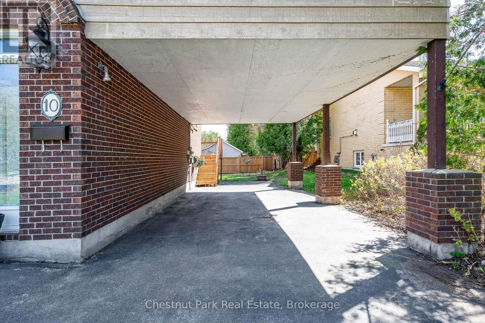 Property at 10 WATER STREET image 4