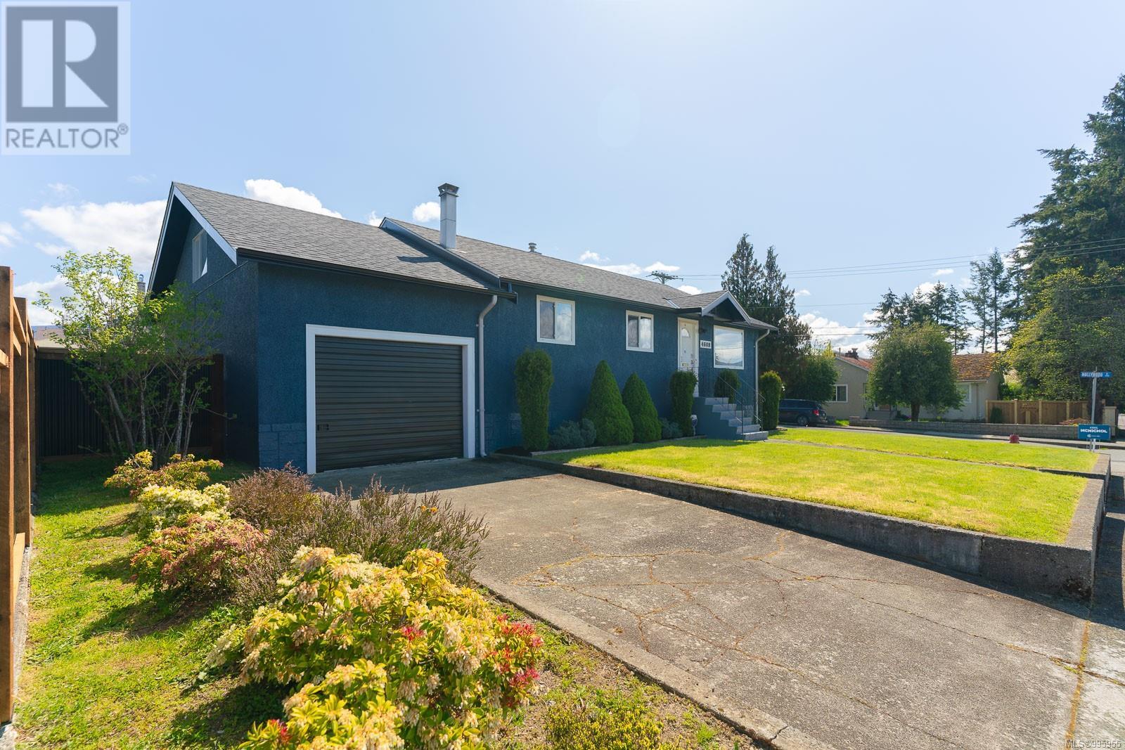 Property at 4609 10th Ave image 1