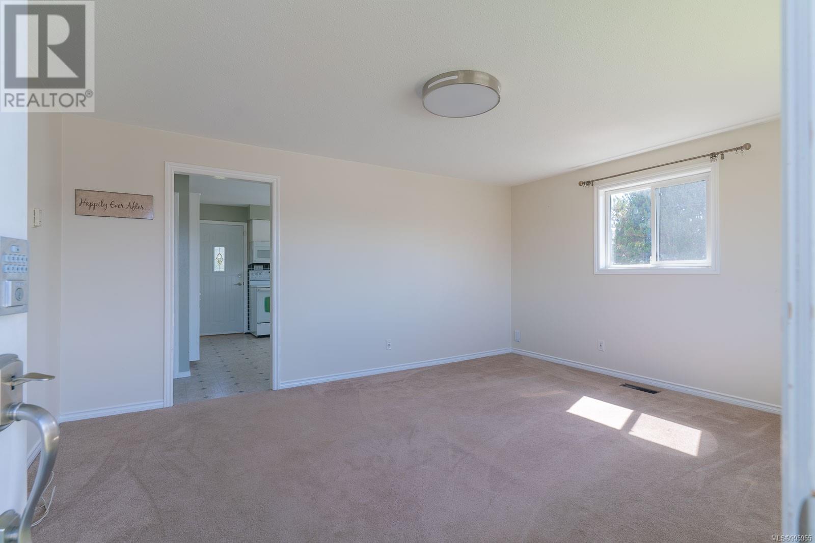 Property at 4609 10th Ave image 5