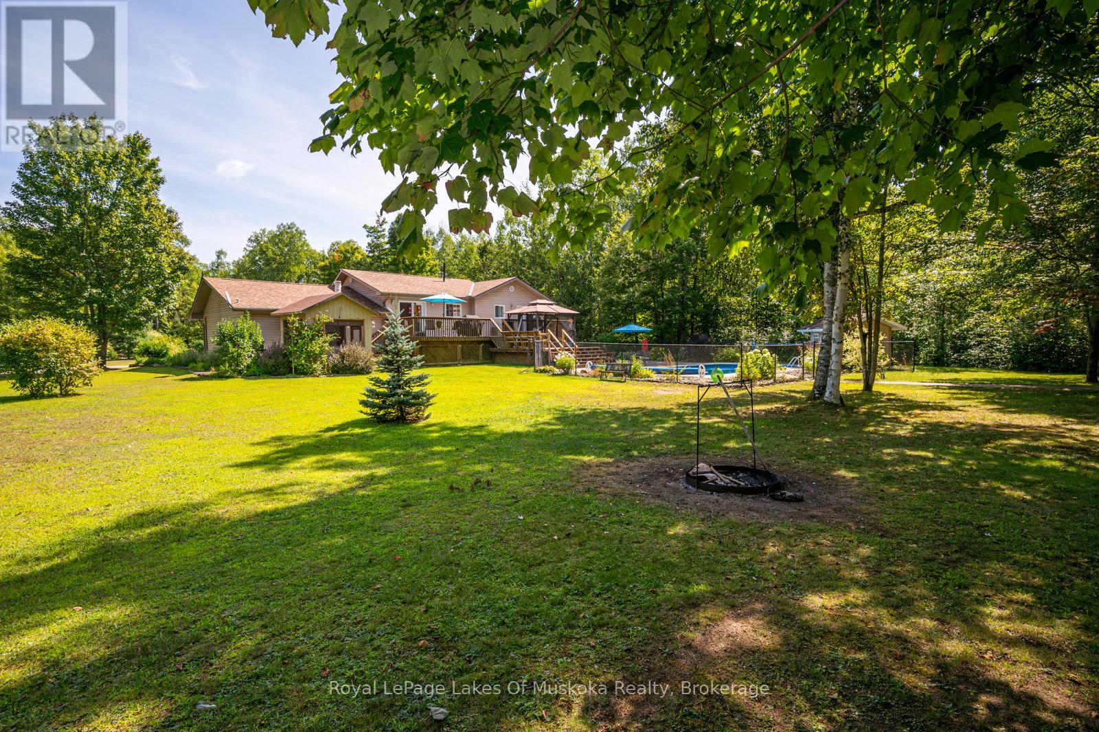 42 Homeland Drive, Perry, Ontario  P0A 1J0 - Photo 45 - X12117905