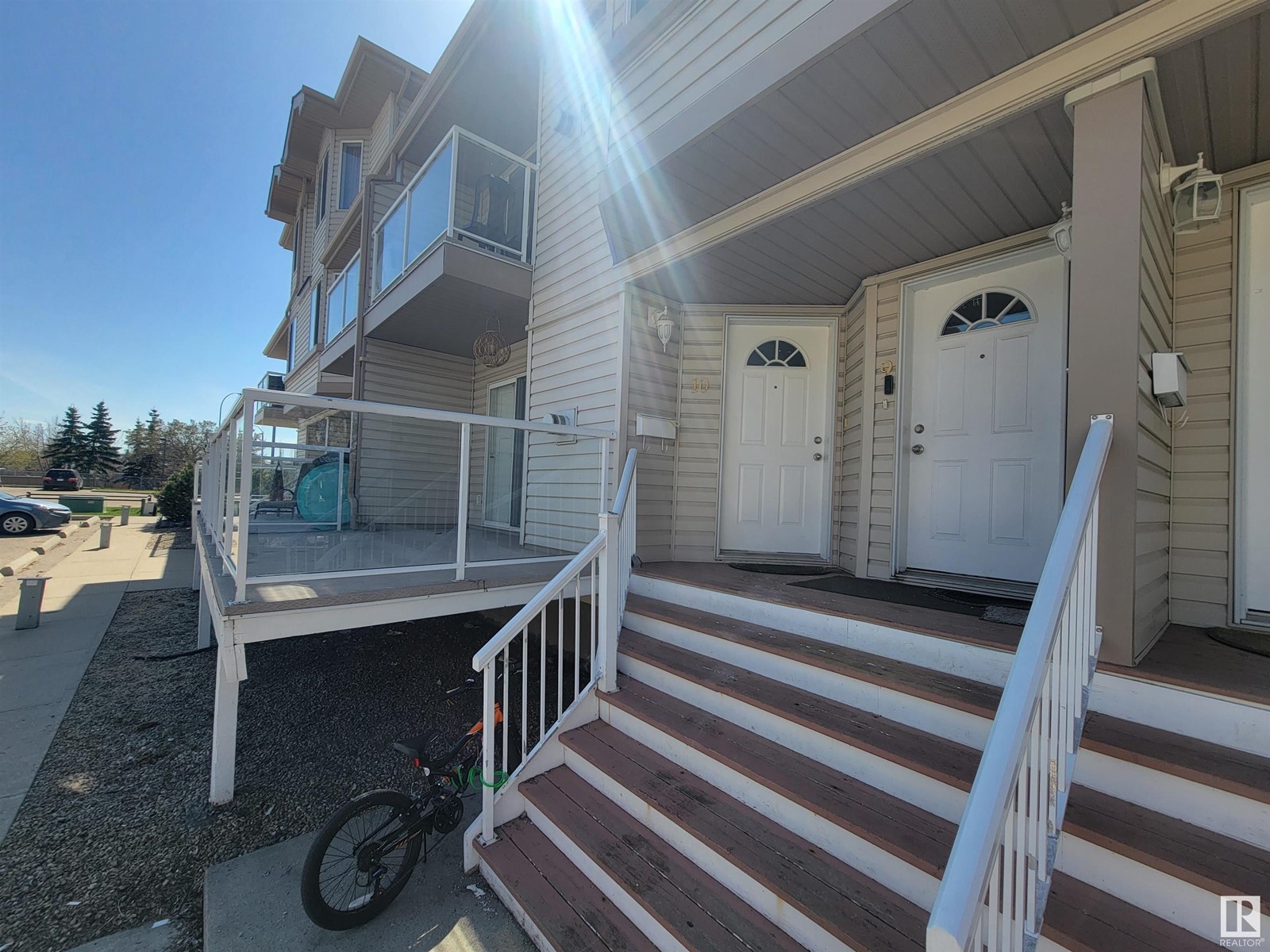 Property at #10 2505 42 ST NW image 1