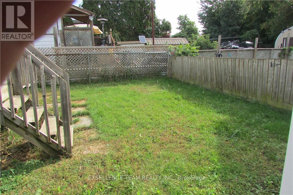 Property at 408 SEVENTH STREET E image 5