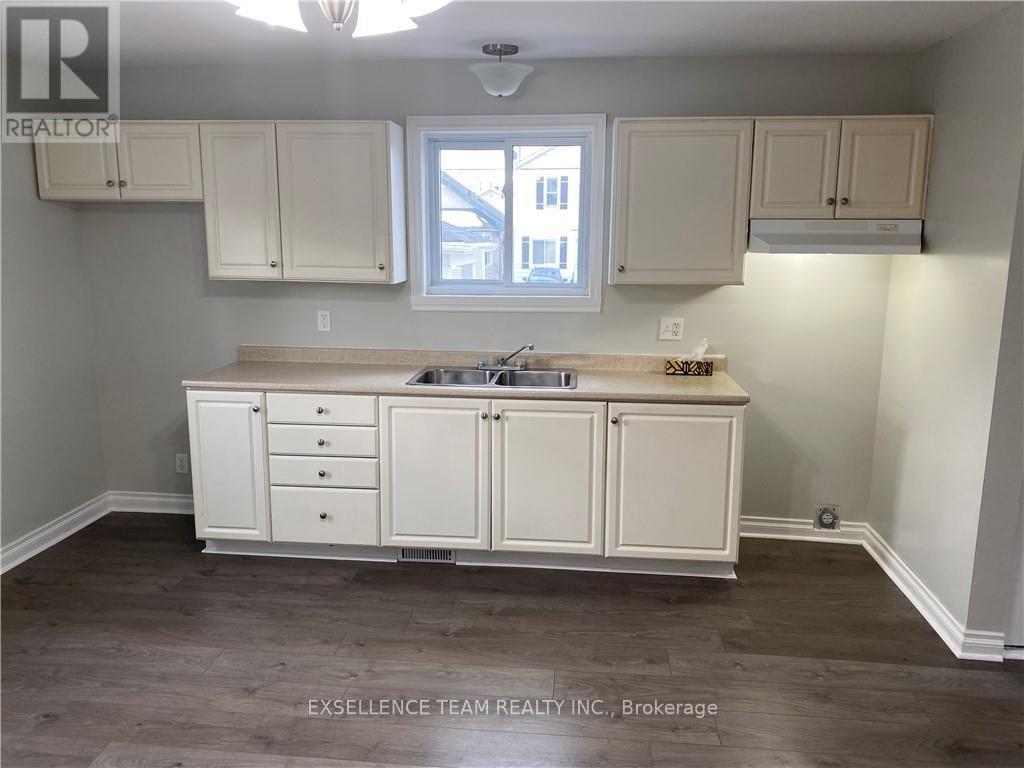 Property at 408 SEVENTH STREET E image 4