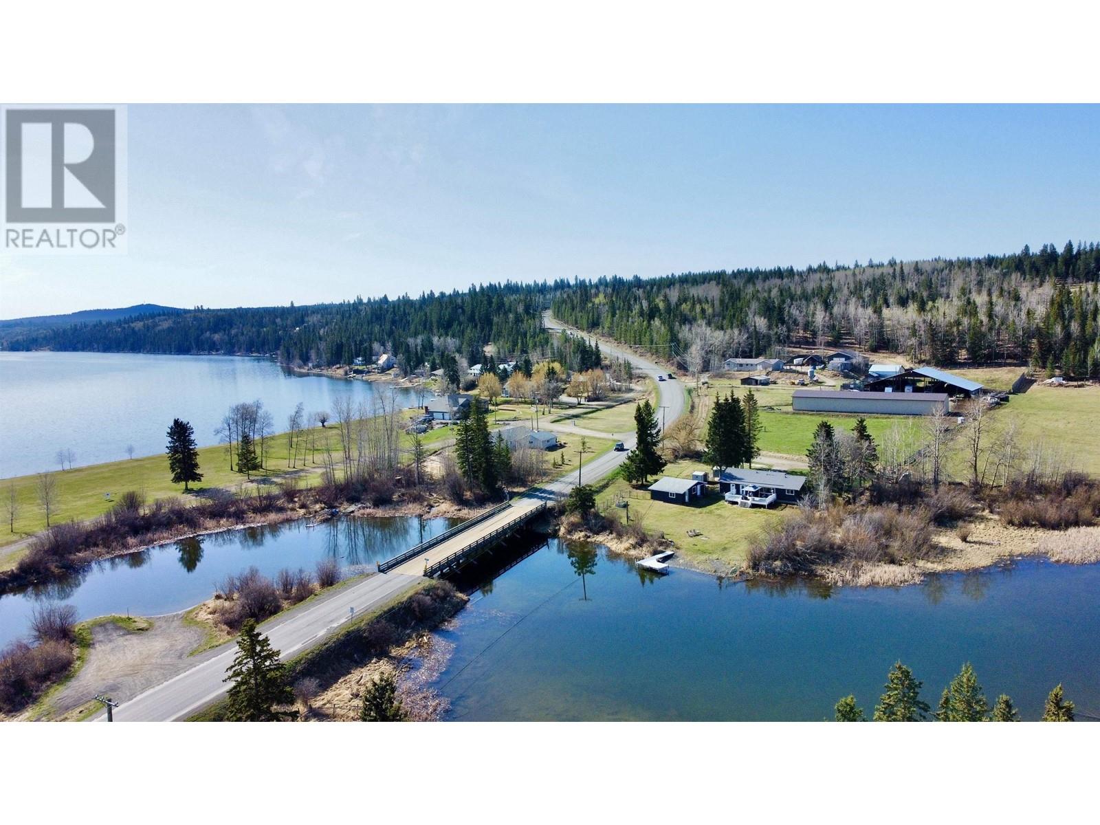 6007 WALNUT ROAD, Horse Lake, British Columbia