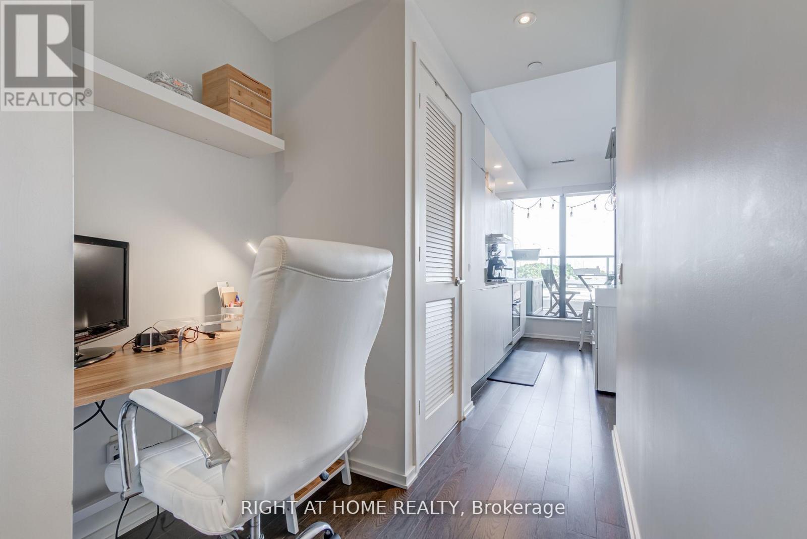 207 - 12 Bonnycastle Street, Toronto, Ontario  M5A 0C9 - Photo 11 - C12117709