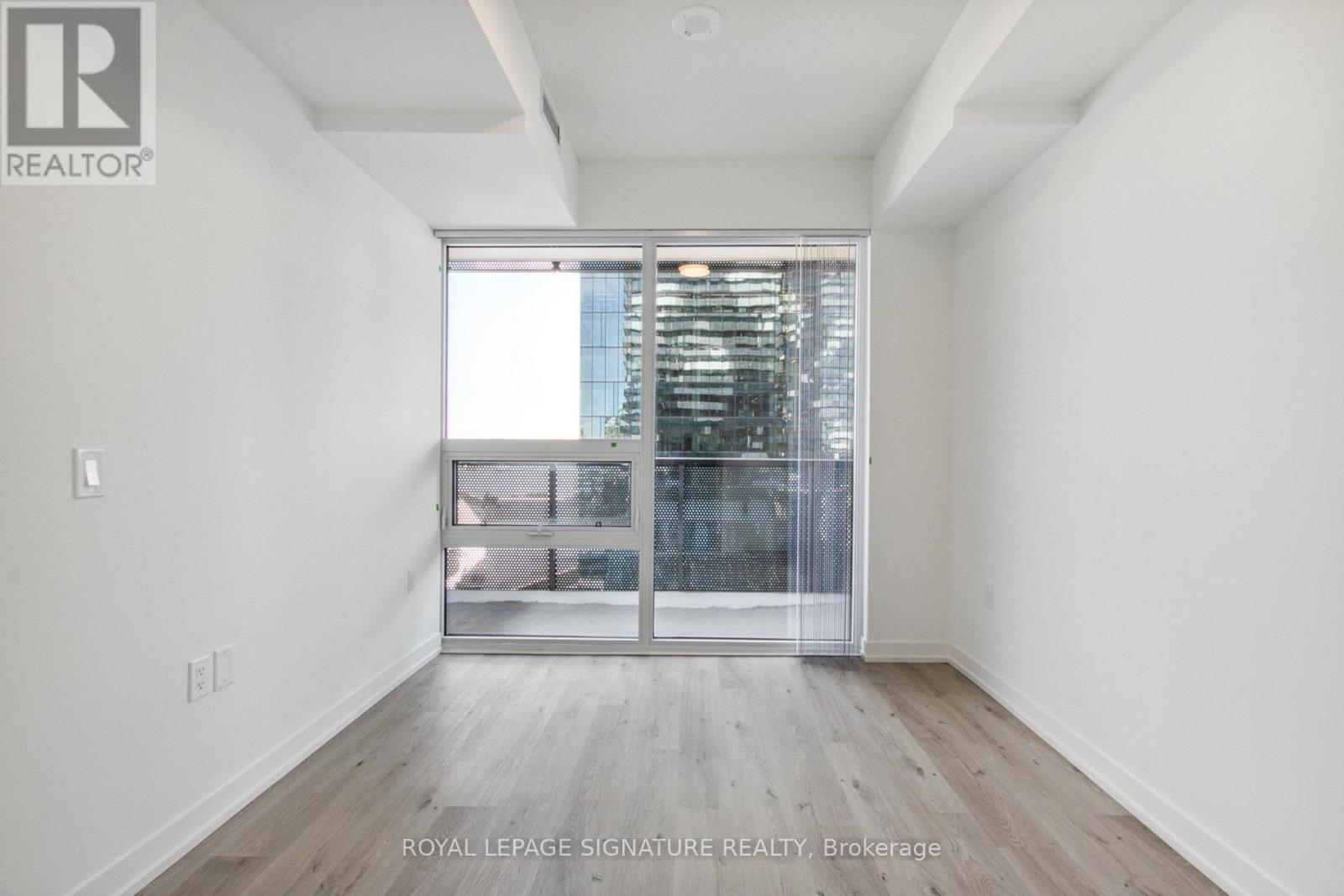 1708 - 138 Downes Street, Toronto, Ontario  M5V 1A4 - Photo 22 - C12117778