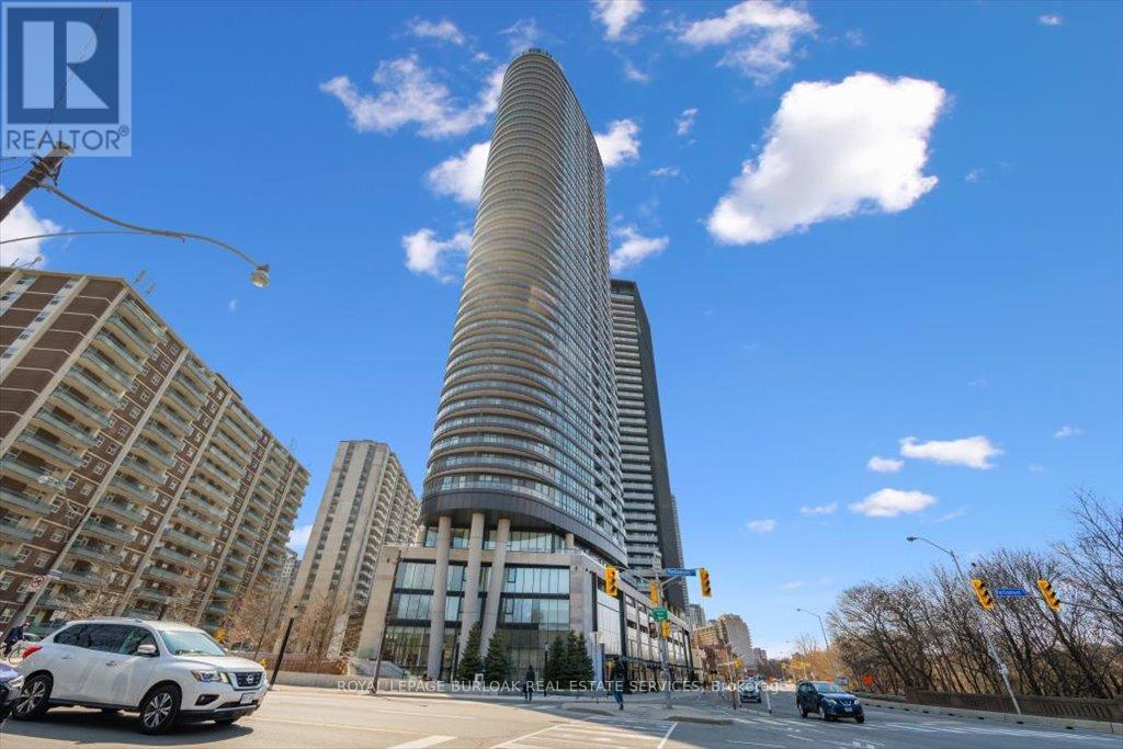 2315 - 585 Bloor Street E, Toronto, Ontario  M4W 0B3 - Photo 1 - C12117782