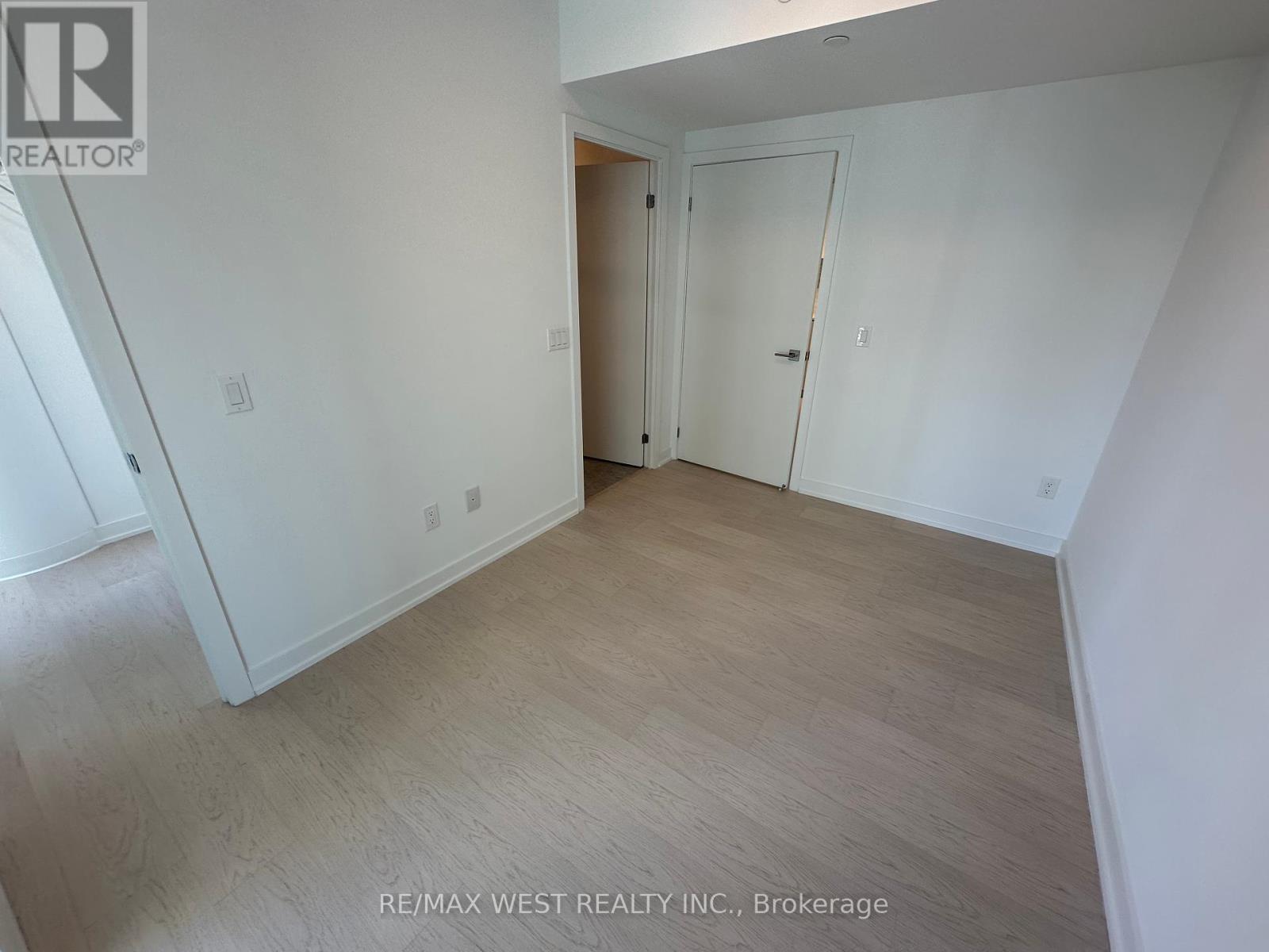 2311 - 252 Church Street, Toronto, Ontario  M5B 0E6 - Photo 16 - C12117812