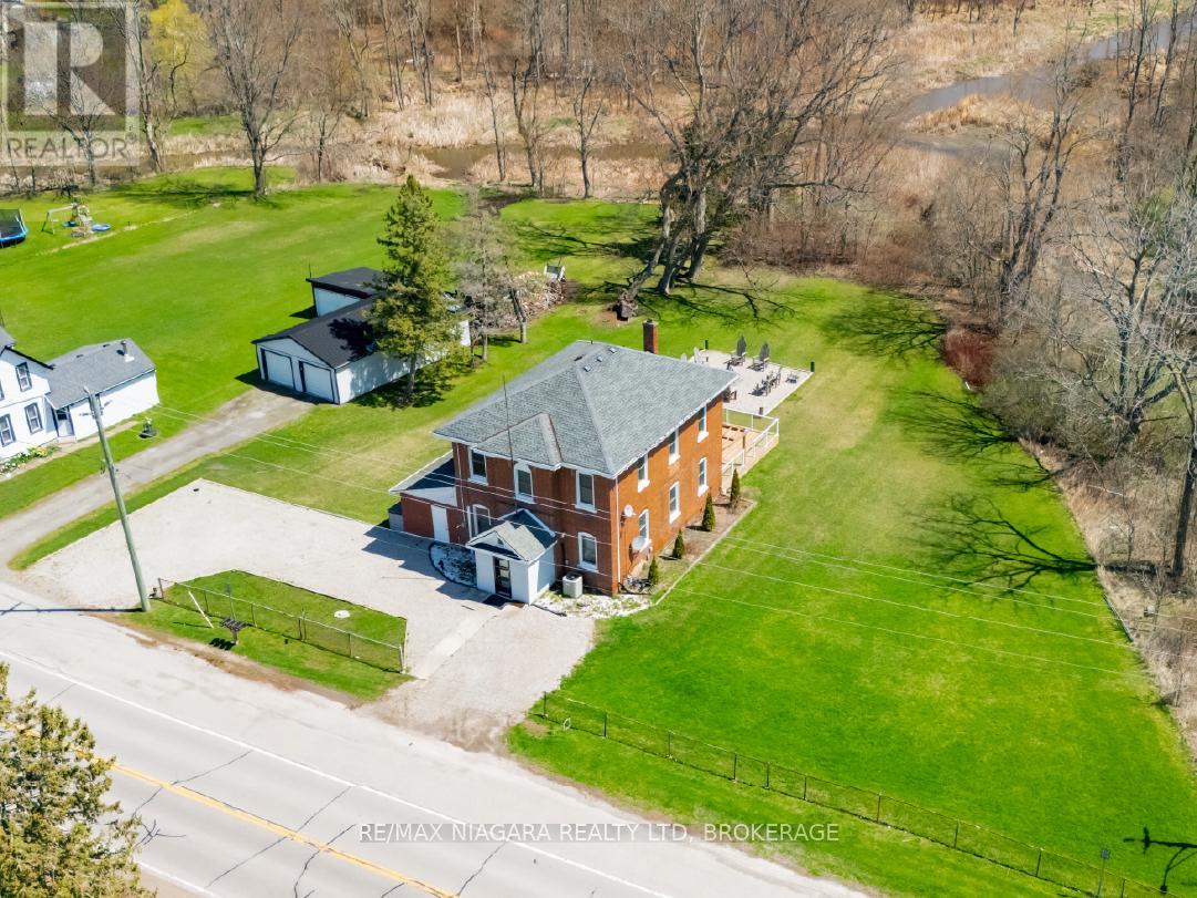 Property at 1561 NORTH SHORE DRIVE E image 2