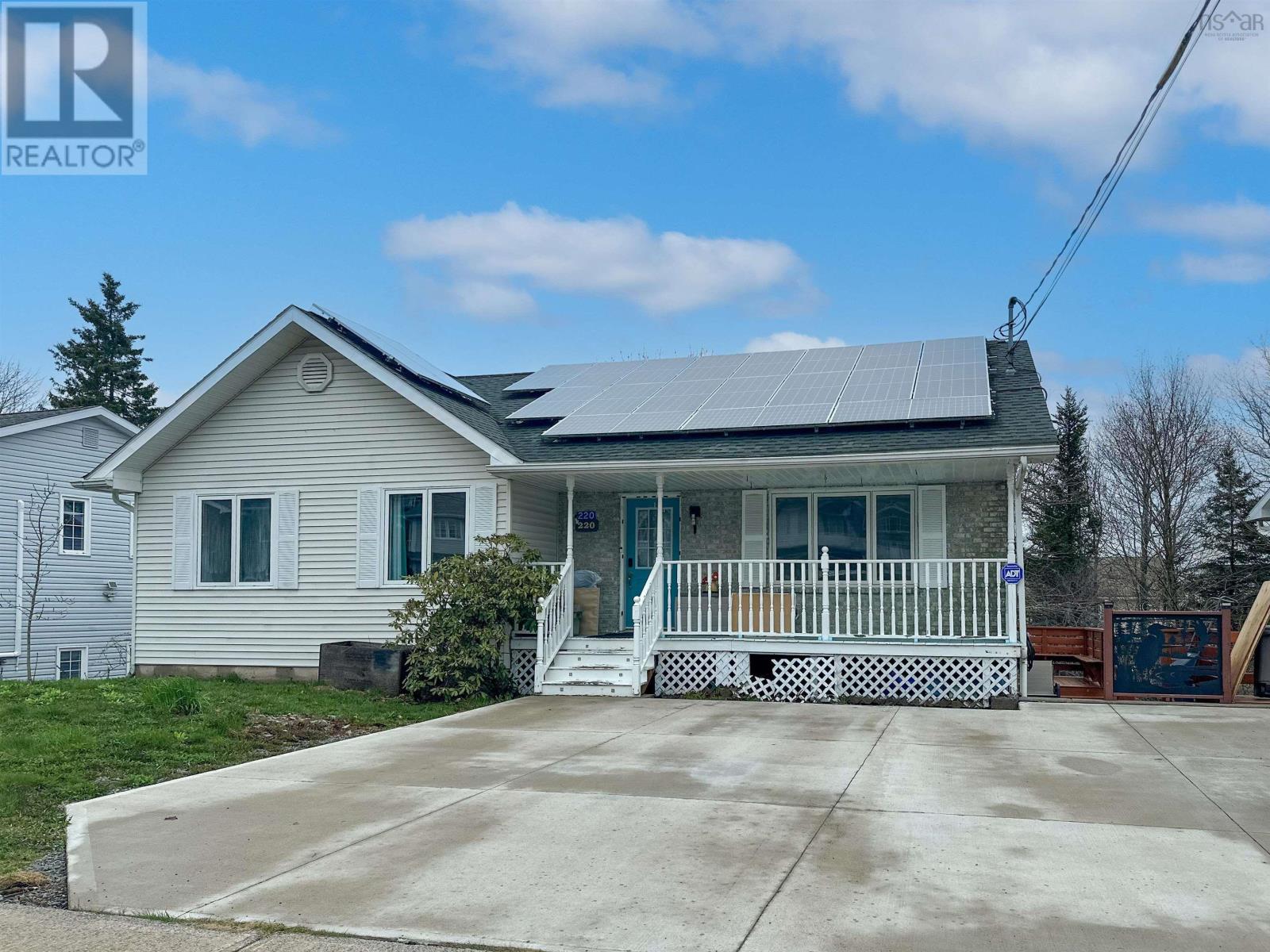 Property at 220 Auburn Drive image 1