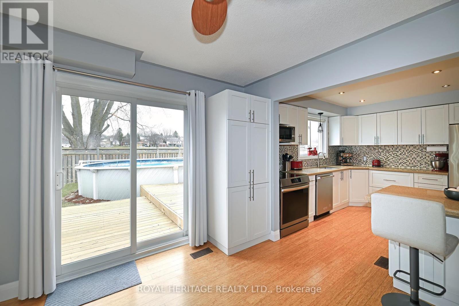 32 Hillier Street, Clarington, Ontario  L1C 3S4 - Photo 11 - E12117649