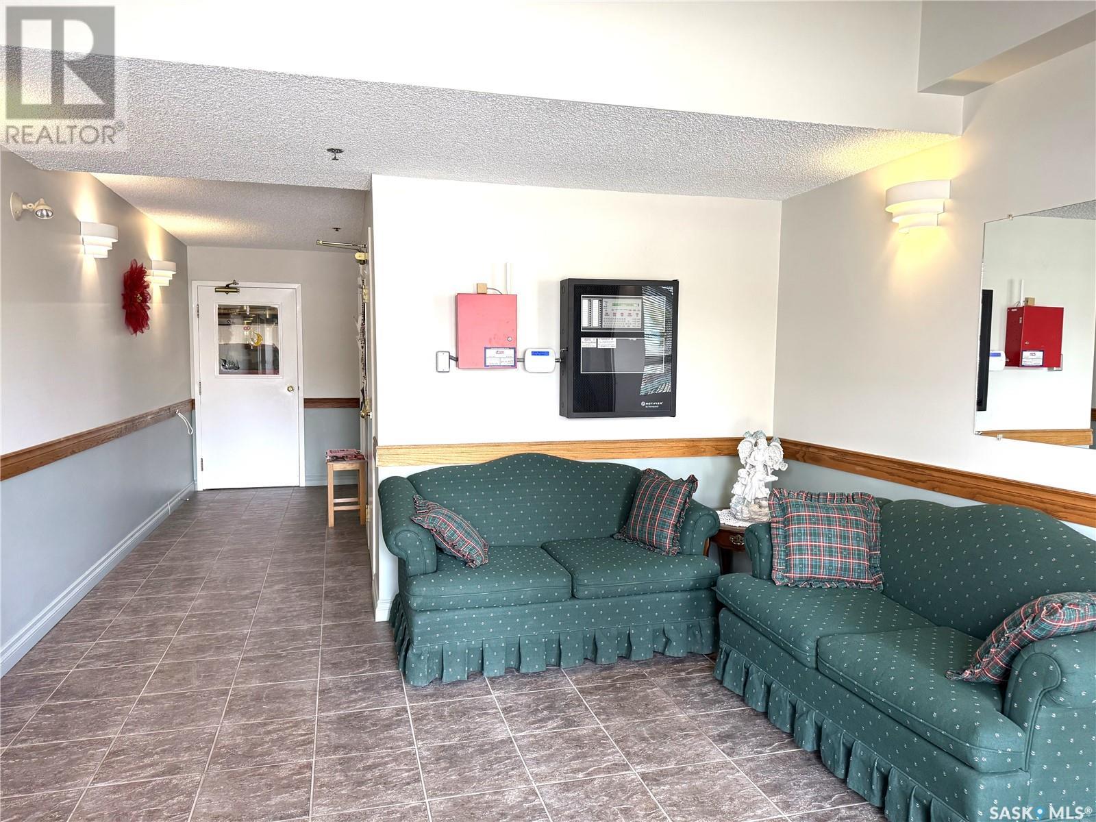 305 740 9th Street, Humboldt, Saskatchewan  S0K 2A0 - Photo 27 - SK004360