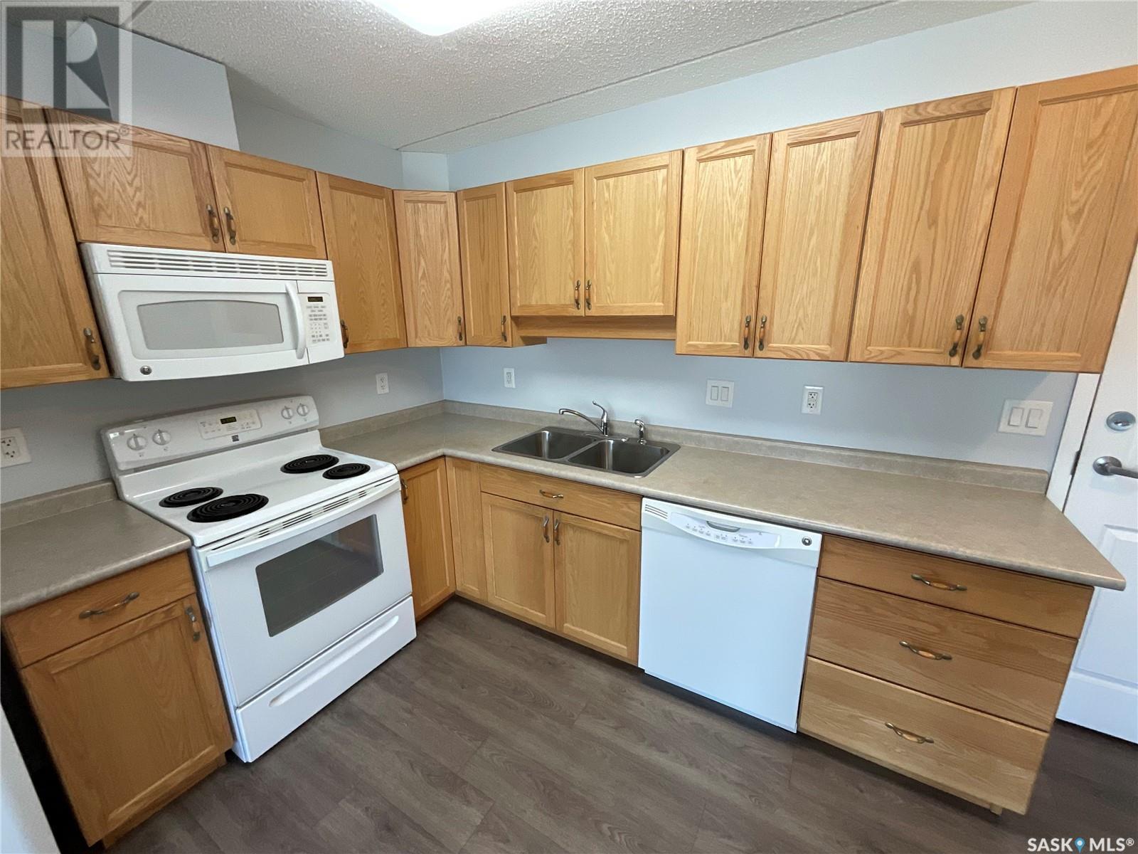301 2006 7th STREET, rosthern, Saskatchewan