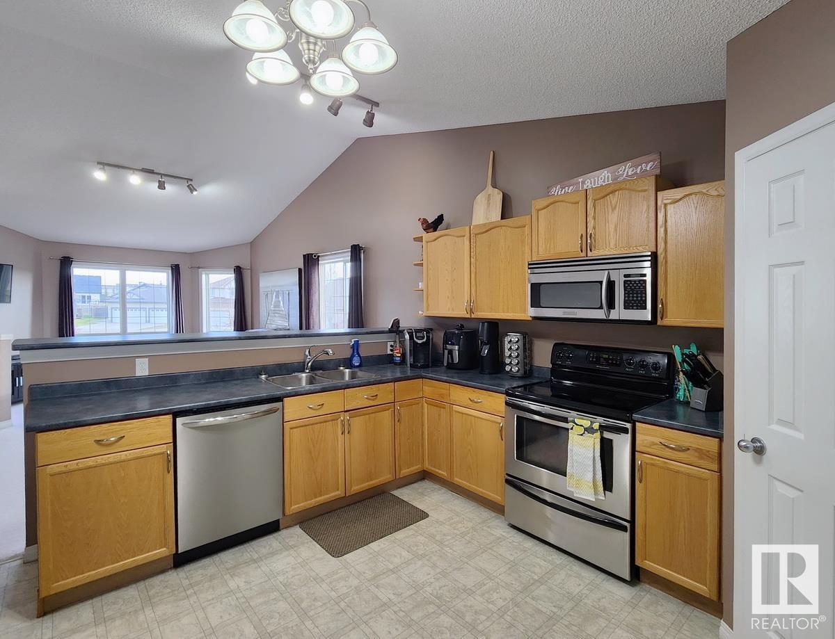 13 Huntington Ba, Spruce Grove, Alberta  T7X 4K7 - Photo 11 - E4433812