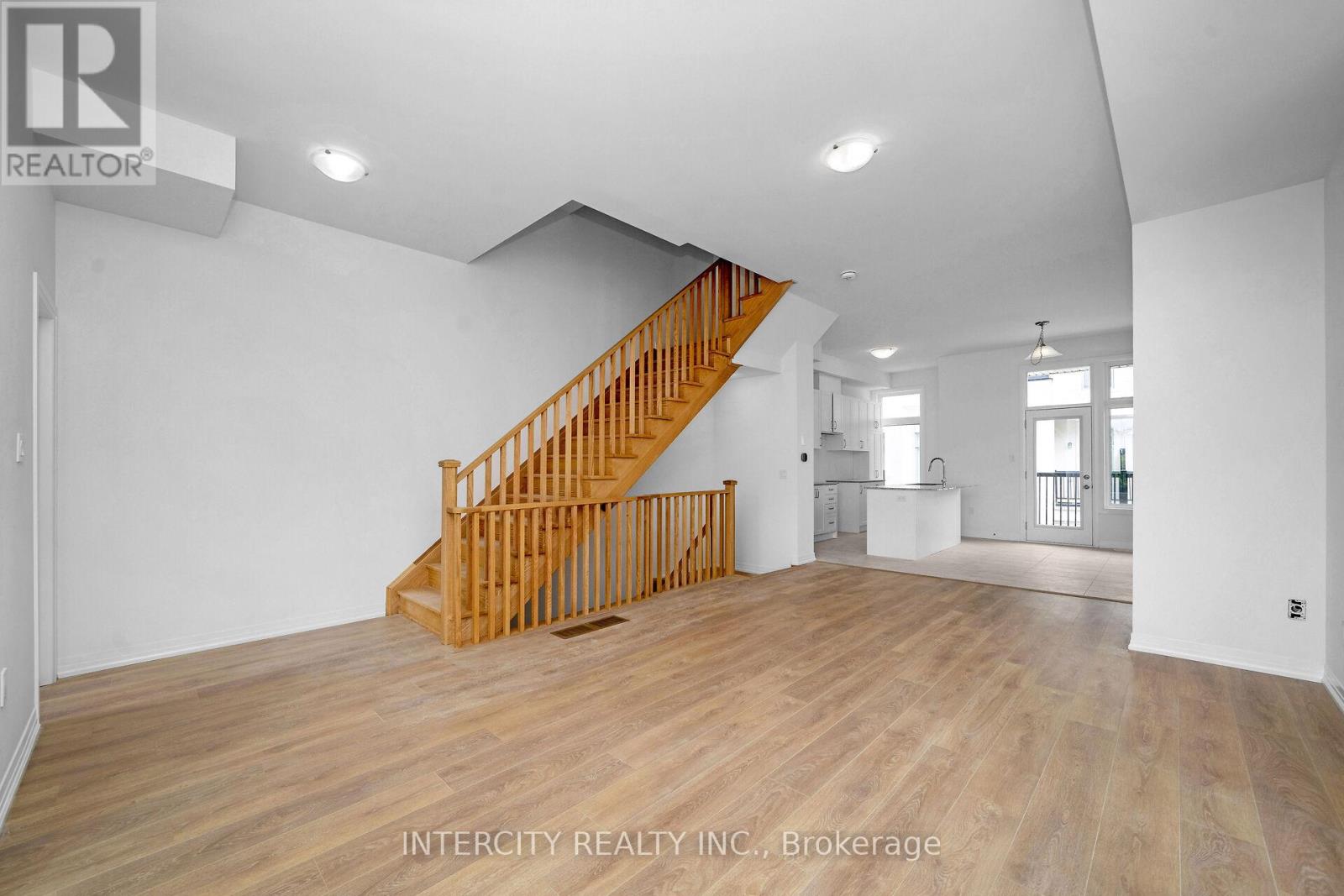 139 Markland Street, Markham, Ontario  L6C 3B5 - Photo 13 - N12117659