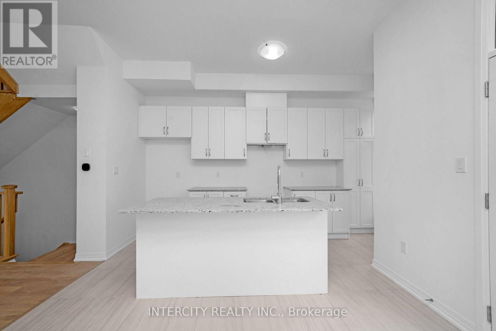 139 Markland Street, Markham, Ontario  L6C 3B5 - Photo 16 - N12117659