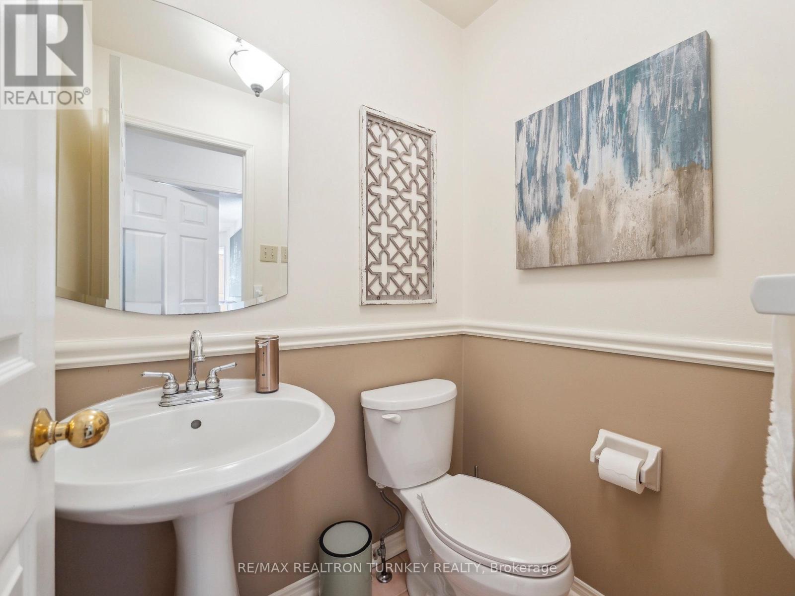 5 Keremeos Crescent, Richmond Hill, Ontario  L4C 9R9 - Photo 14 - N12117723