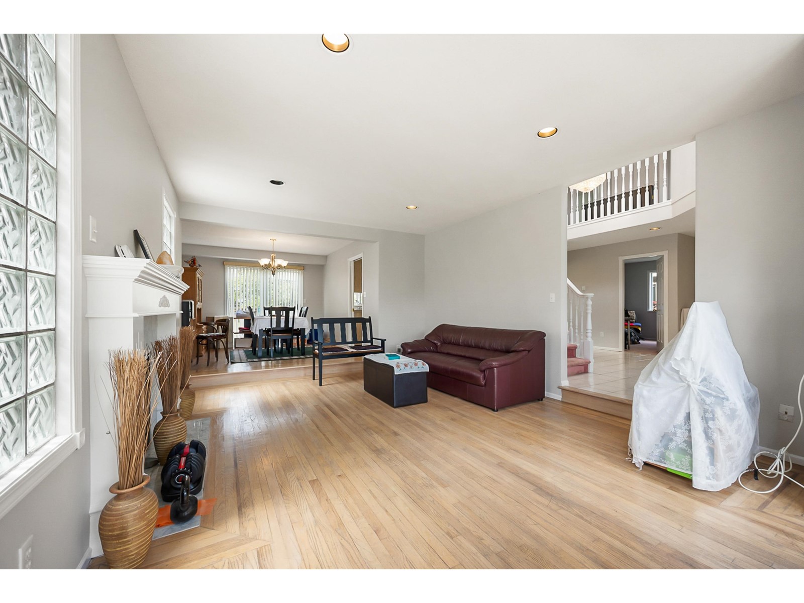10837 155a Street, Surrey, British Columbia  V3R 0H7 - Photo 8 - R2995619