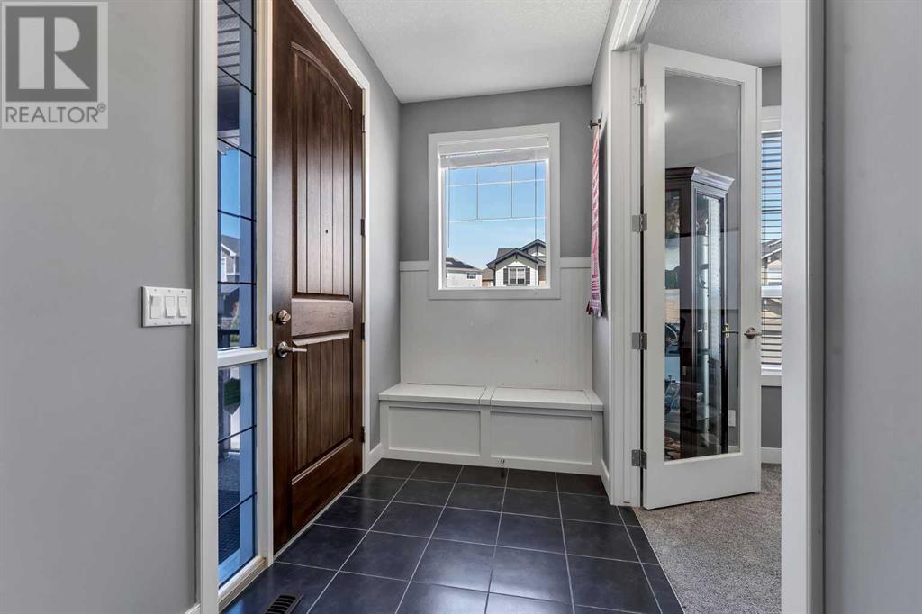82 Stonemere Green, Chestermere, Alberta  T1X 0X5 - Photo 4 - A2216555