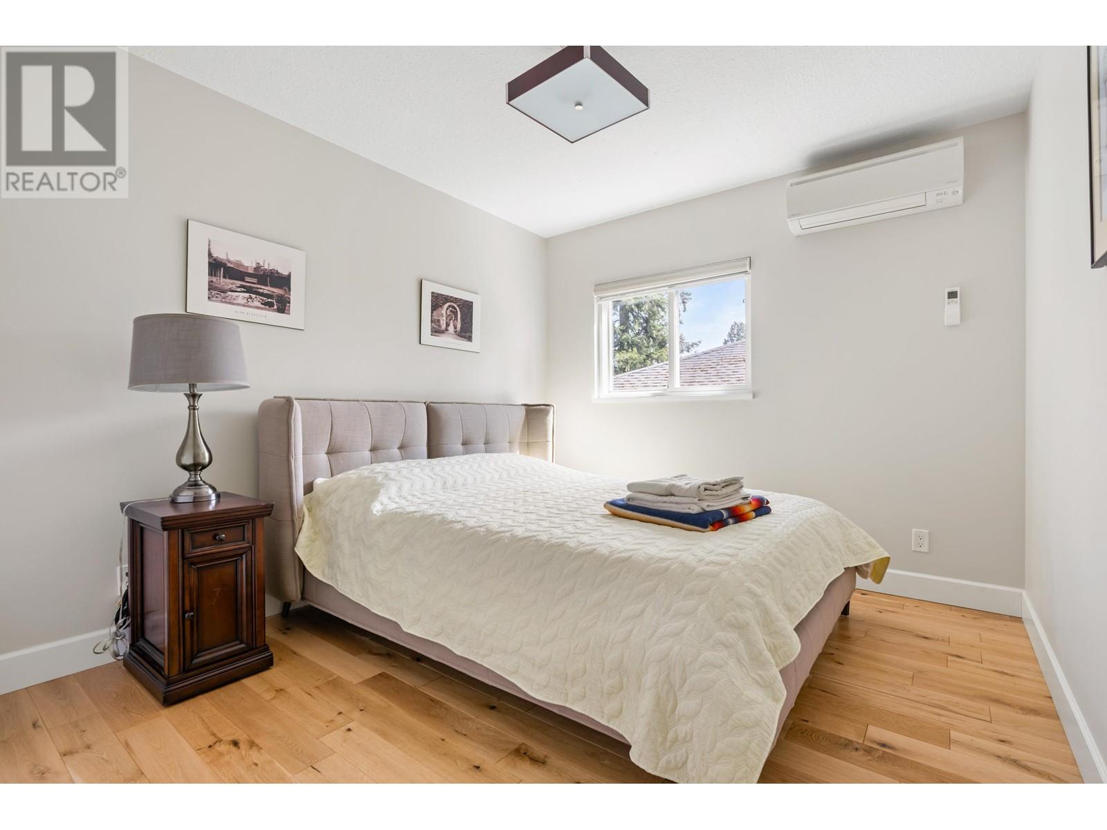 880 W 19th Street, North Vancouver, British Columbia  V7P 1Z8 - Photo 17 - R2996950