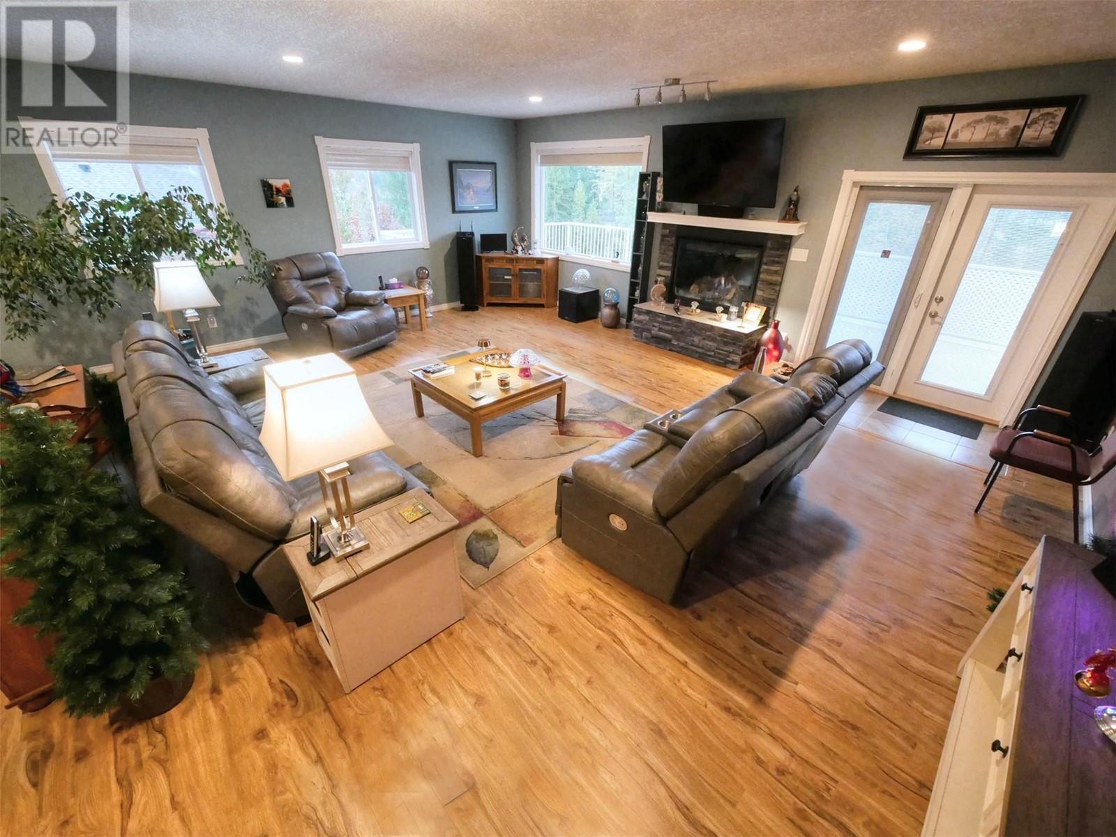 Property at 3781 Williston Road image 2
