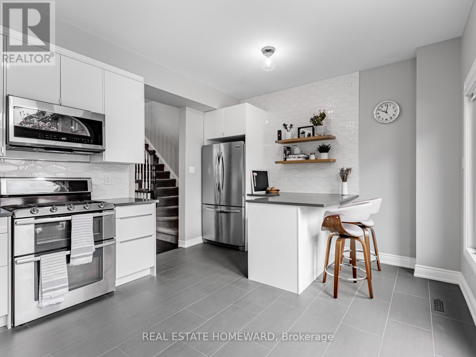 99 Wesley Street, Toronto, Ontario  M8Y 2W8 - Photo 12 - W12117529