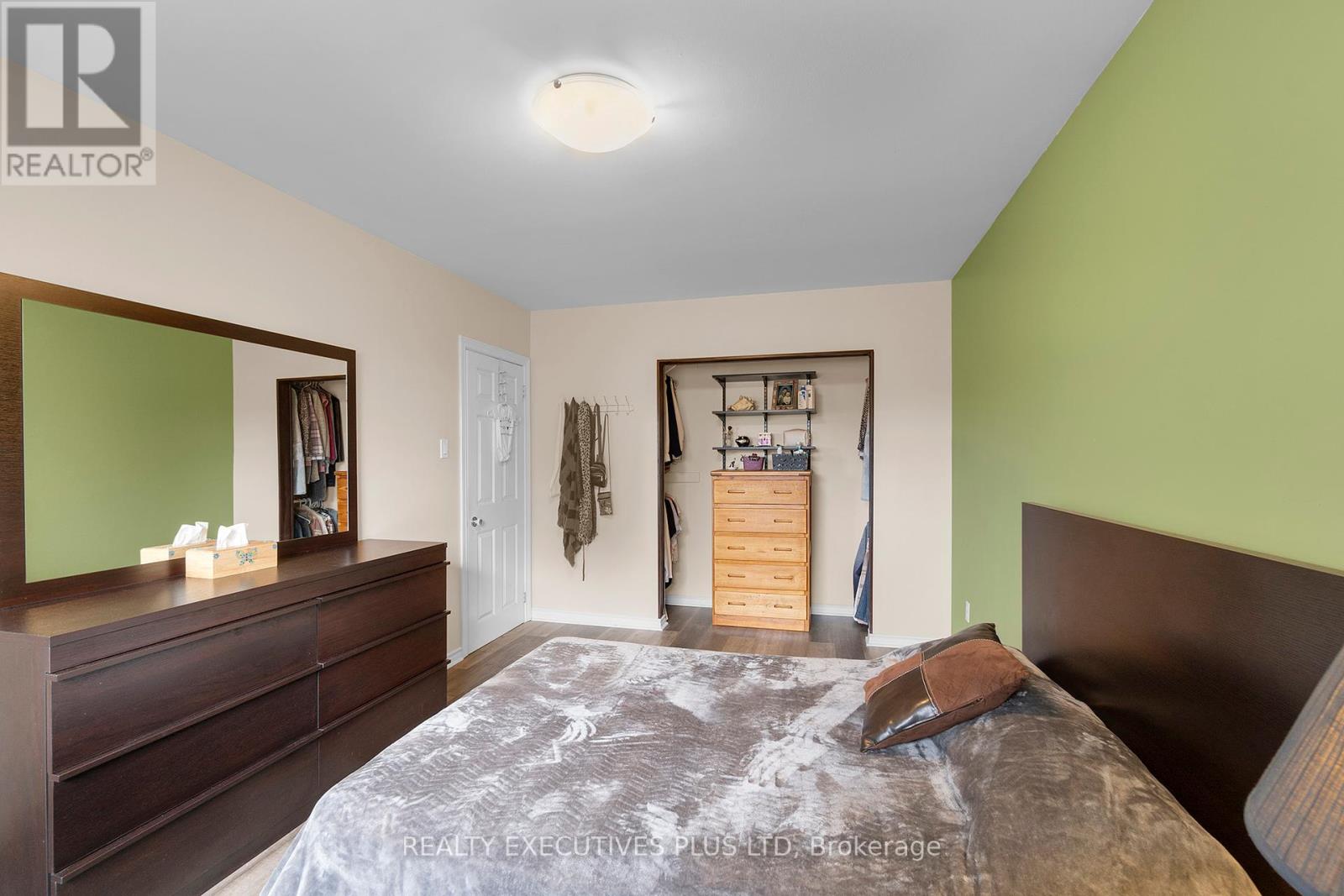 6 Dartford Road, Brampton, Ontario  L6T 2Z4 - Photo 20 - W12117614