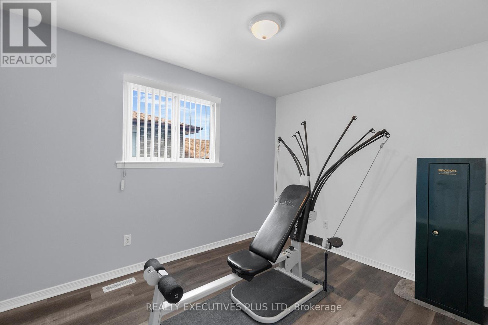 6 Dartford Road, Brampton, Ontario  L6T 2Z4 - Photo 23 - W12117614