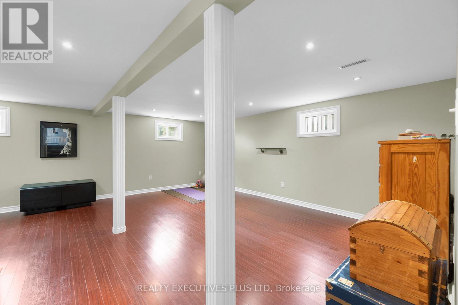 6 Dartford Road, Brampton, Ontario  L6T 2Z4 - Photo 26 - W12117614
