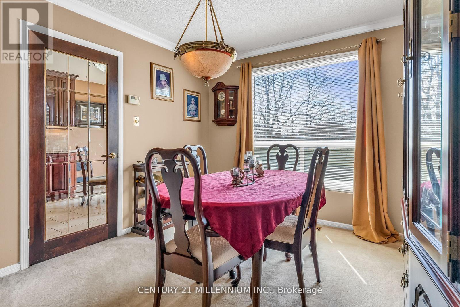 82 Candy Crescent, Brampton, Ontario  L6X 3Z9 - Photo 12 - W12117679