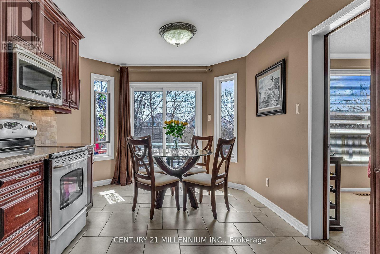 82 Candy Crescent, Brampton, Ontario  L6X 3Z9 - Photo 18 - W12117679