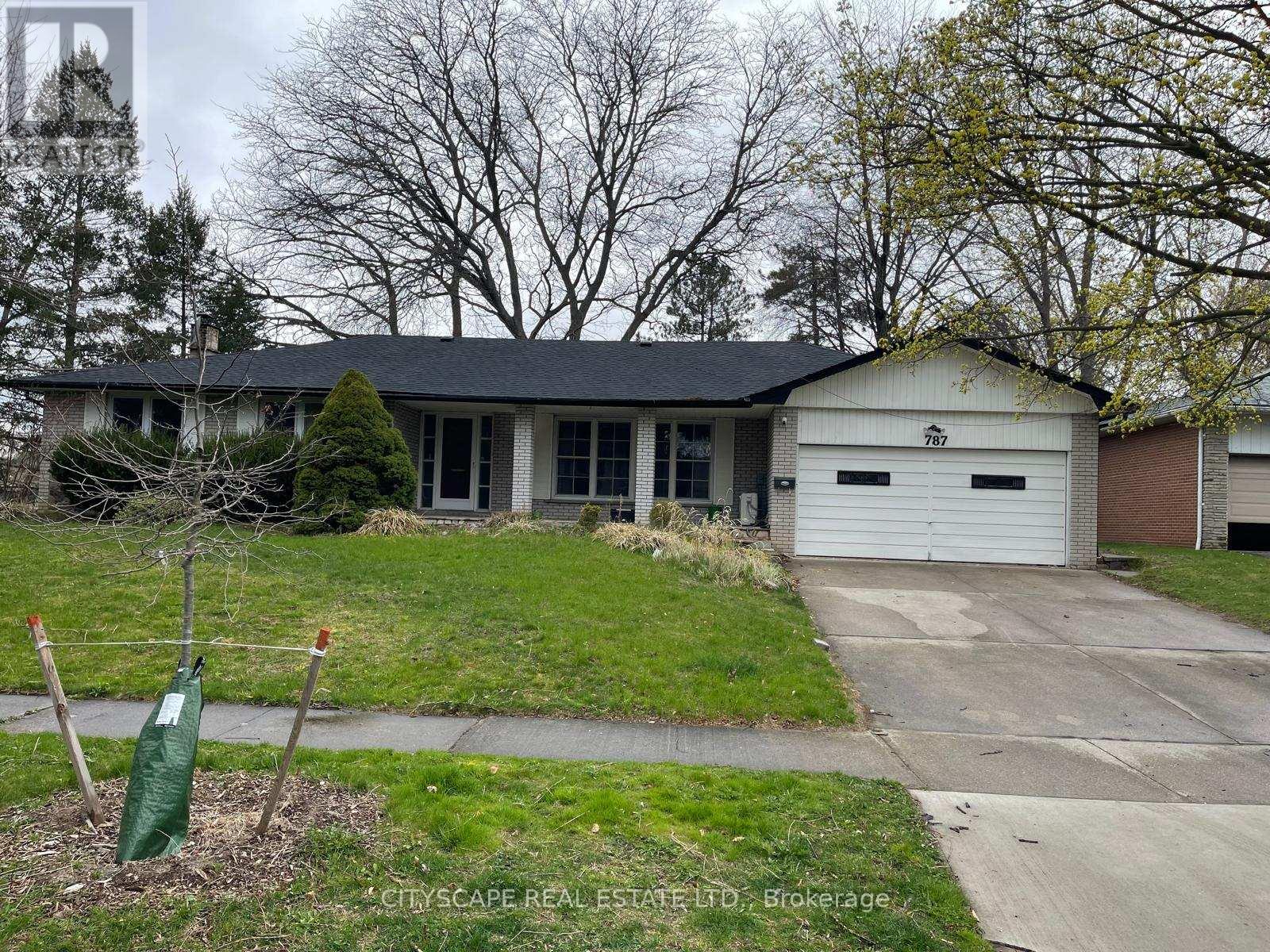 787 Dack Boulevard, Mississauga (Lorne Park), Ontario  L5H 1E5 - Photo 1 - W12117685