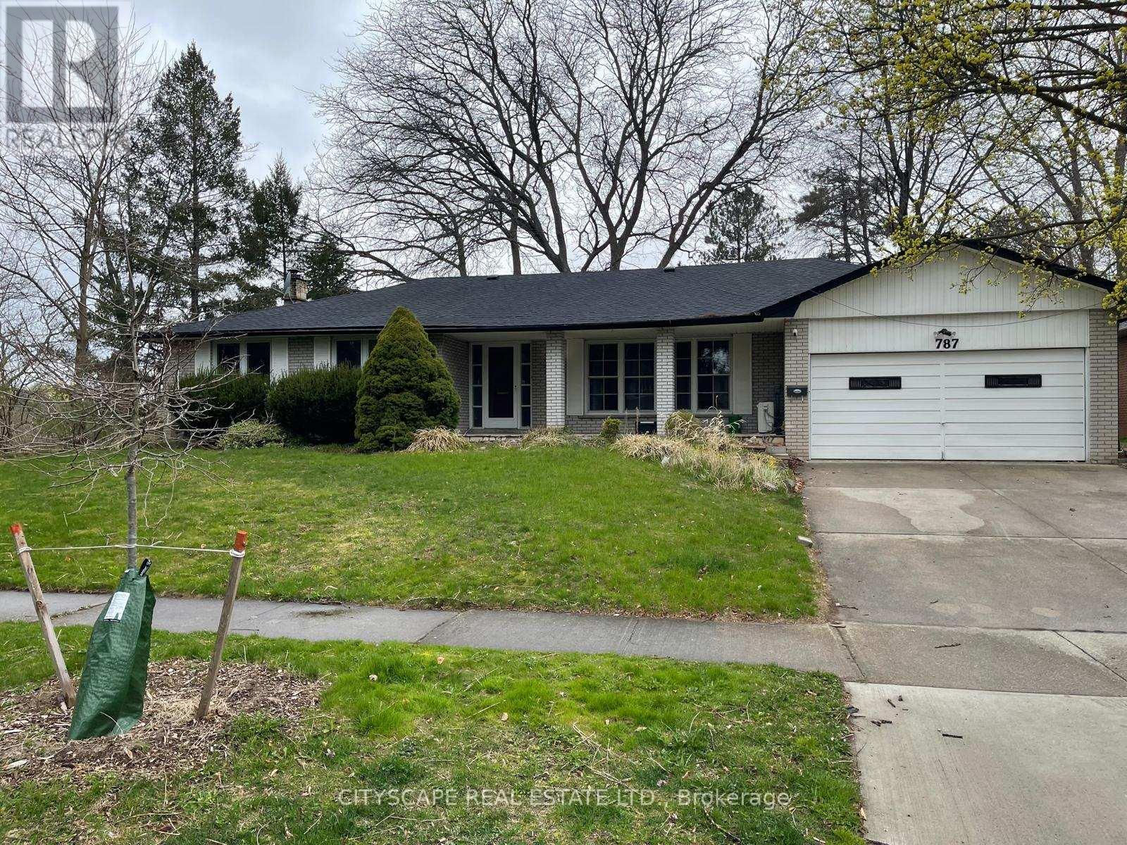 787 Dack Boulevard, Mississauga, Ontario  L5H 1E5 - Photo 6 - W12117685
