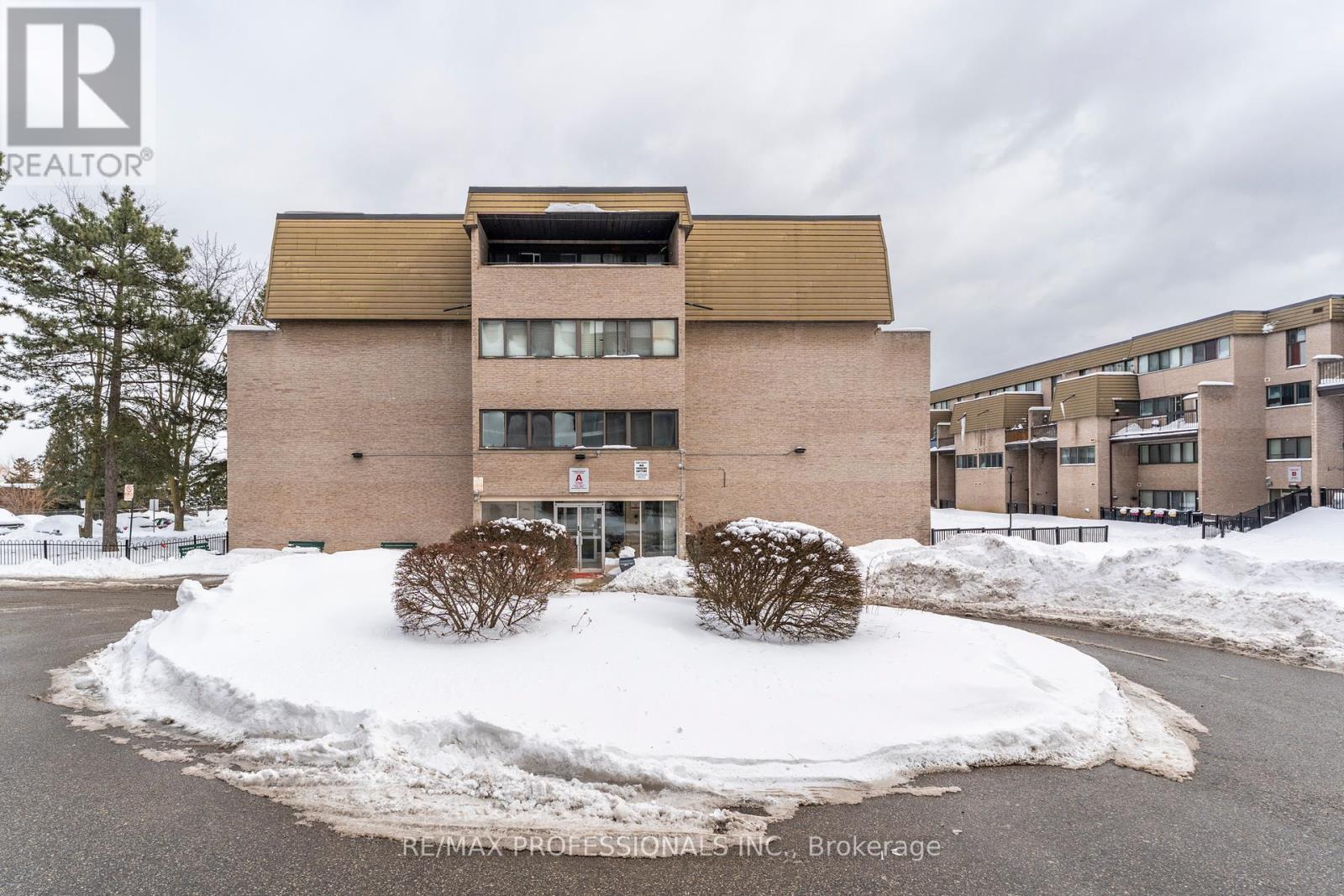 Property at 122 - 2095 ROCHE COURT image 1