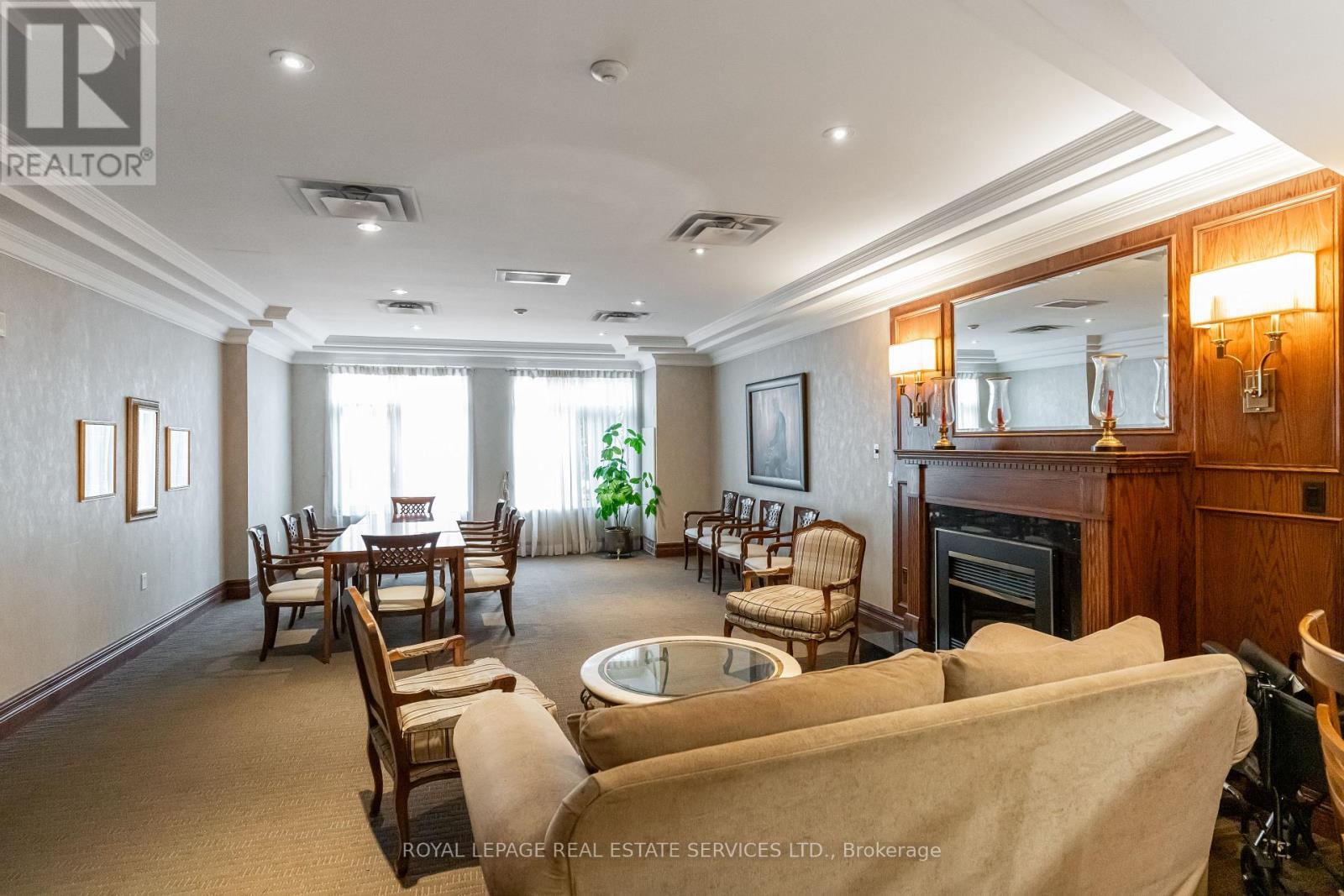 203 - 10 Old Mill Trail, Toronto, Ontario  M8X 2Y9 - Photo 19 - W12117802