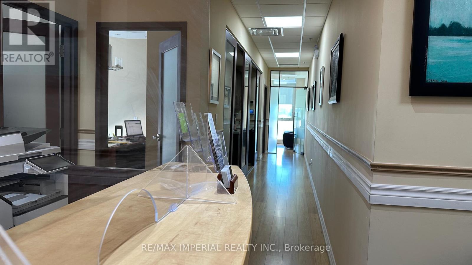 409 - 1275 Finch Avenue W, Toronto, Ontario  M3J 0L5 - Photo 6 - W12117805