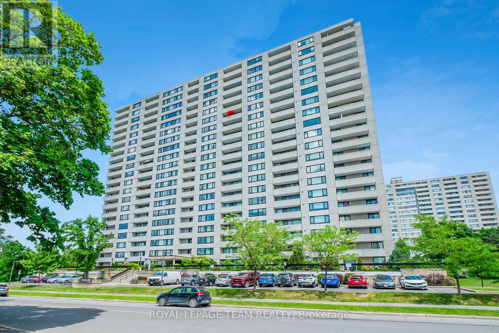 209 - 265 Poulin Avenue, Ottawa, Ontario  K2B 7Y8 - Photo 2 - X12118030