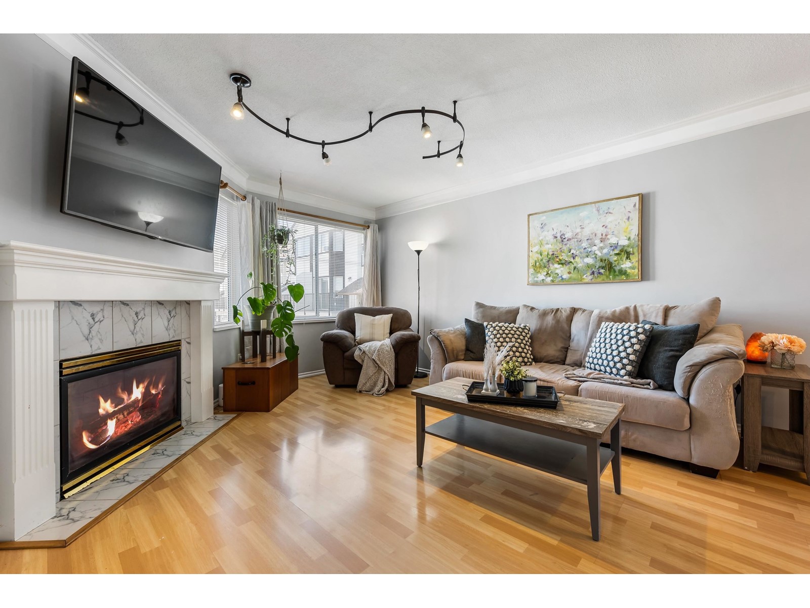 Property at 29 45740 THOMAS ROAD image 2