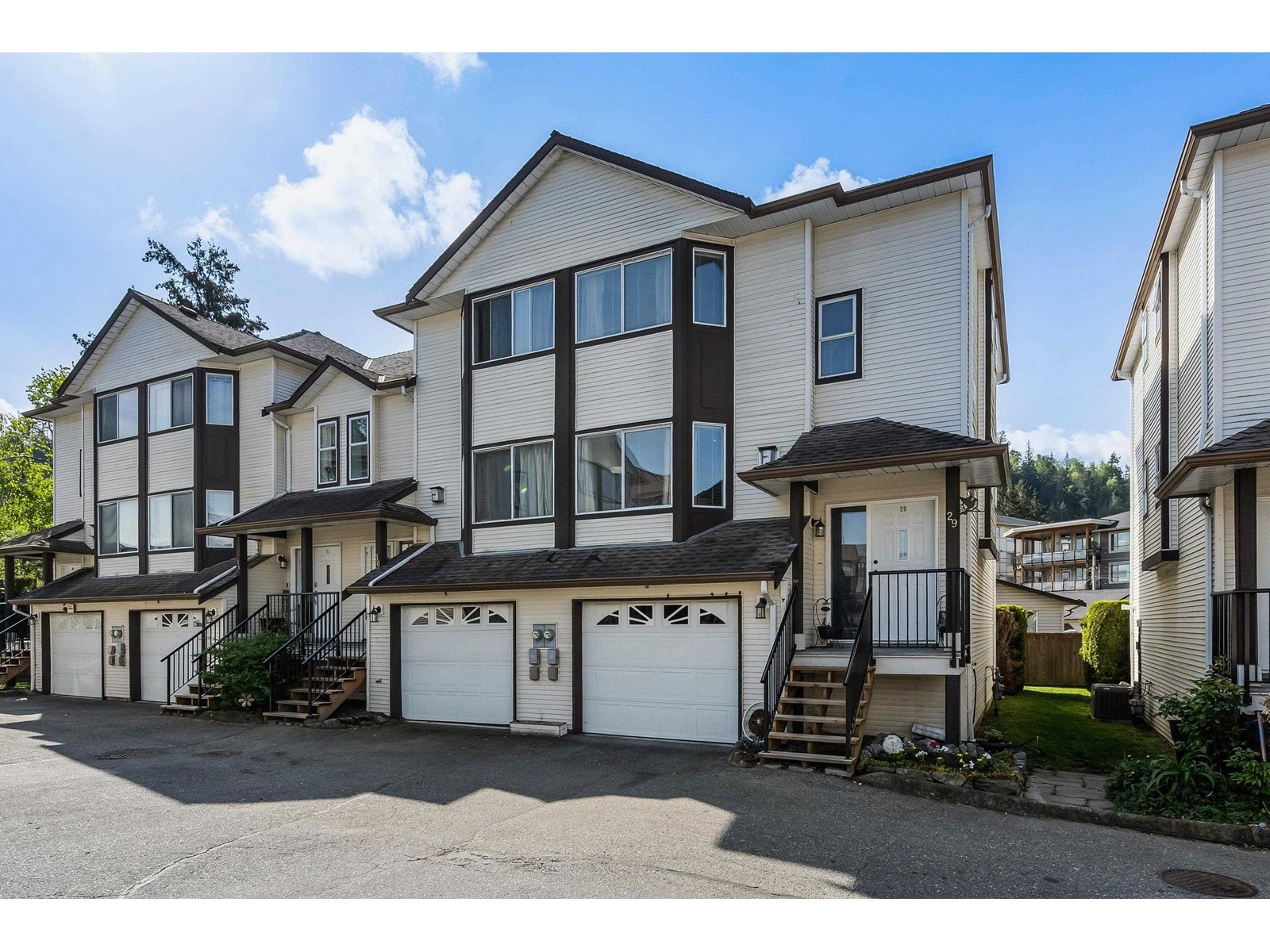 Property at 29 45740 THOMAS ROAD image 1