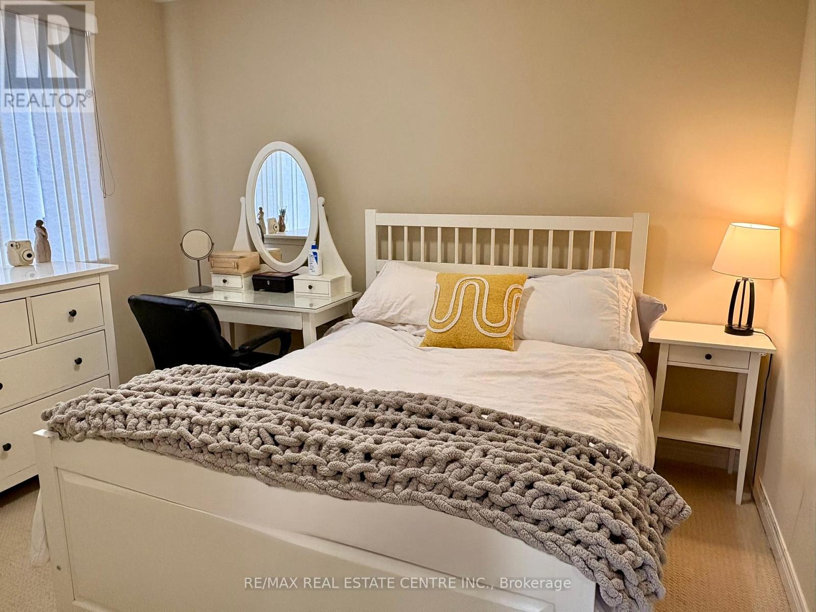 1 Cheps Lane, Hamilton, Ontario  L9G 0G7 - Photo 23 - X12117619