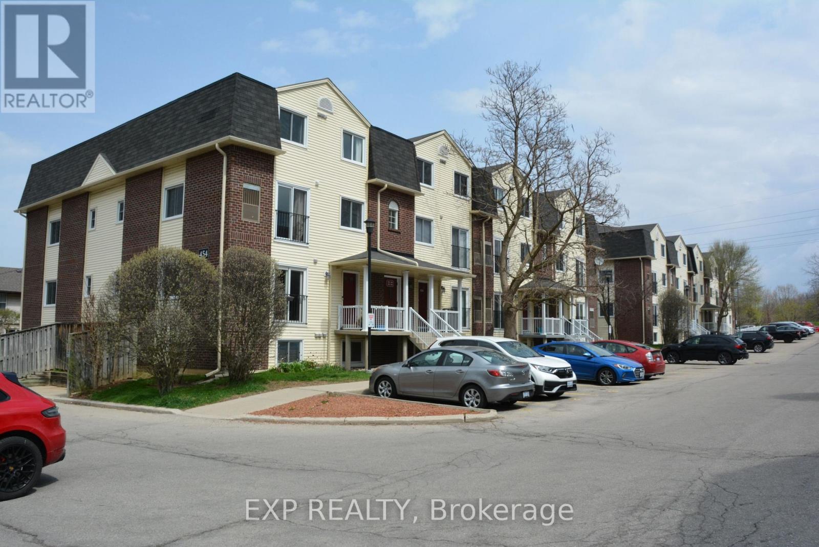 Property at 202 - 454 JANEFIELD AVENUE image 1