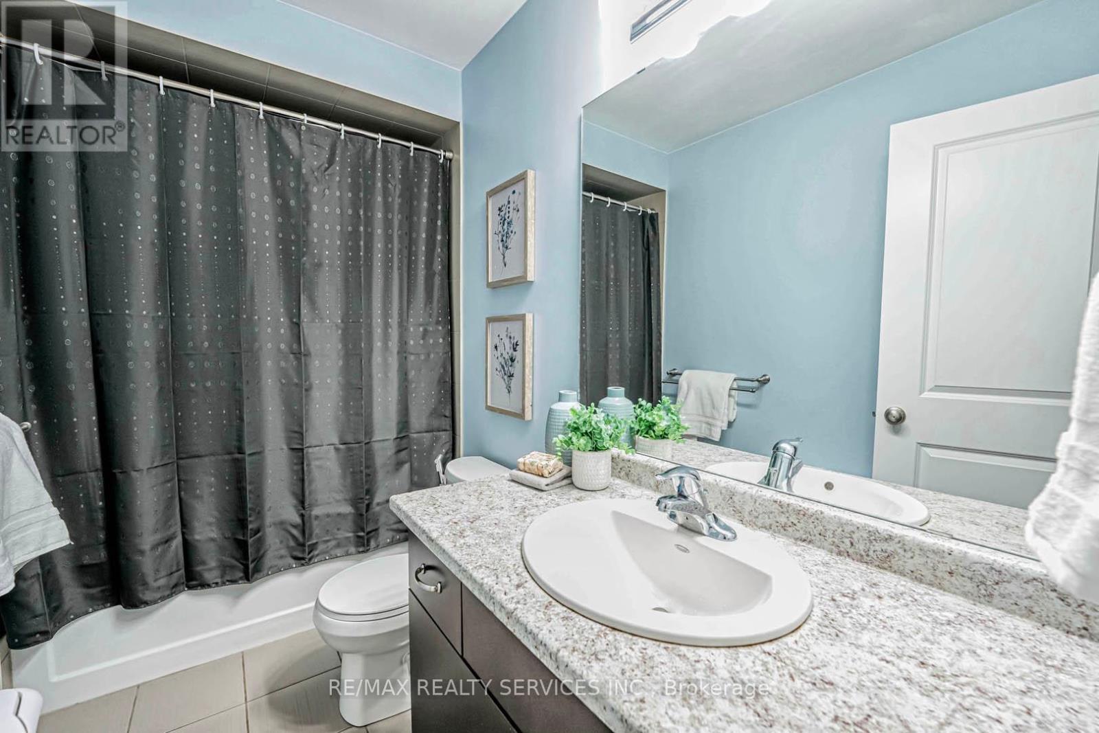 26 Winslow Way, Hamilton, Ontario  L8J 0G9 - Photo 21 - X12117727