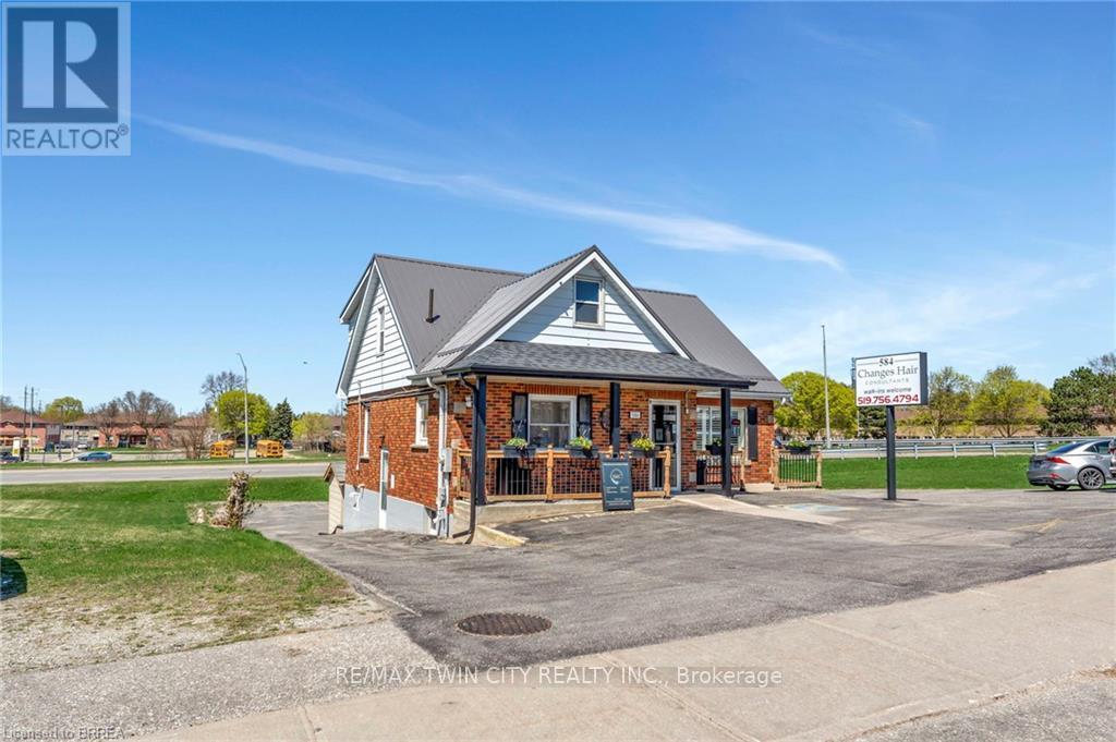 584 Colborne Street, Brantford, Ontario  N3S 3P6 - Photo 8 - X12117775