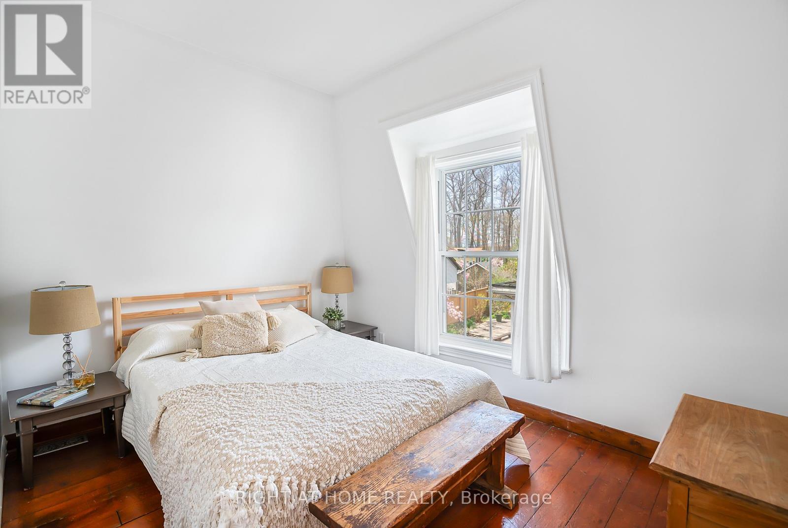 8 Luther Avenue, Niagara-On-The-Lake, Ontario  L0S 1J0 - Photo 27 - X12117835