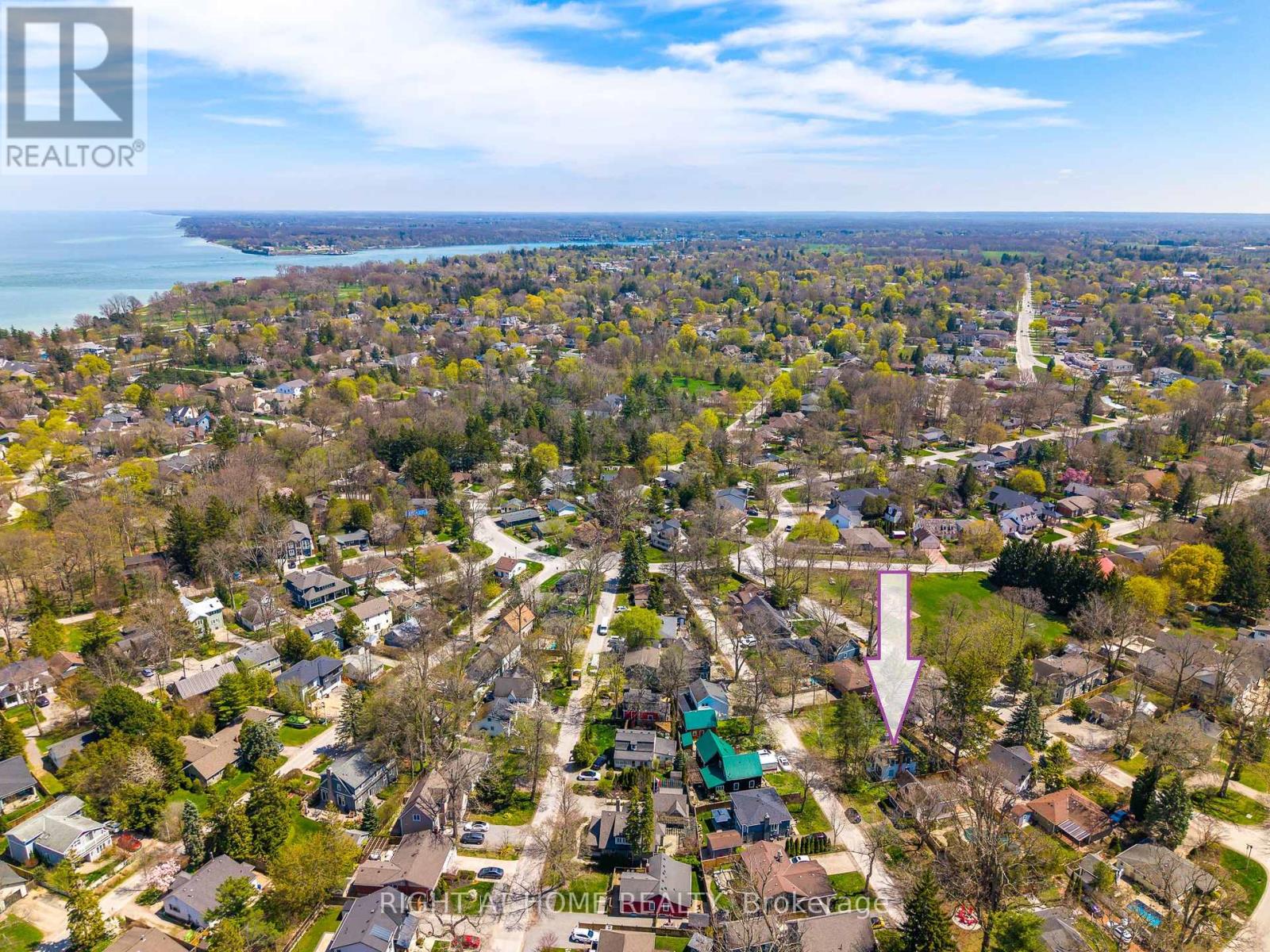 8 Luther Avenue, Niagara-On-The-Lake, Ontario  L0S 1J0 - Photo 45 - X12117835