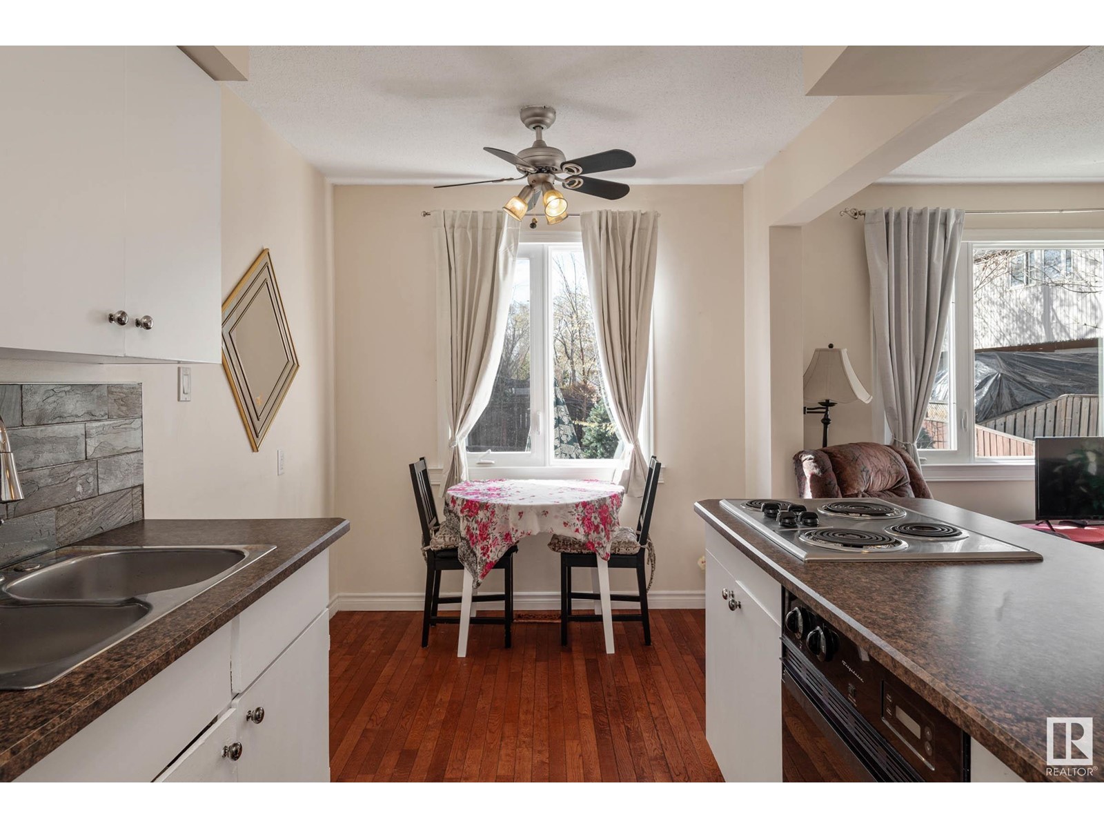 #7 8115 144 Av Nw, Edmonton, Alberta  T5C 2S4 - Photo 4 - E4433817