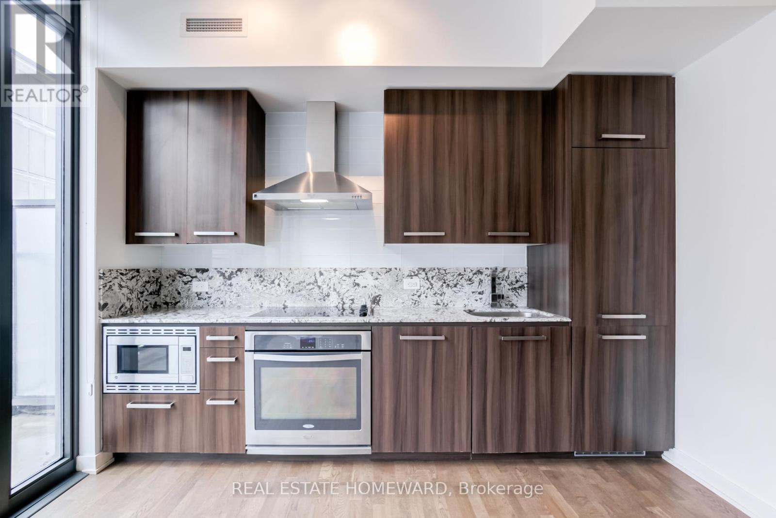 409 - 15 Beverley Street, Toronto, Ontario  M5T 0B3 - Photo 10 - C12117894