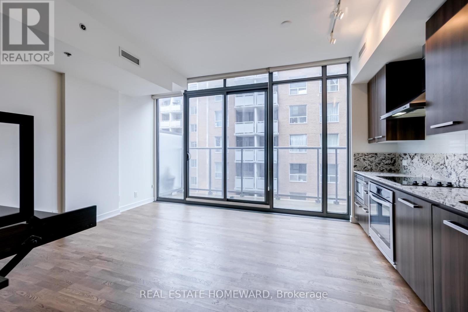 409 - 15 Beverley Street, Toronto, Ontario  M5T 0B3 - Photo 8 - C12117894