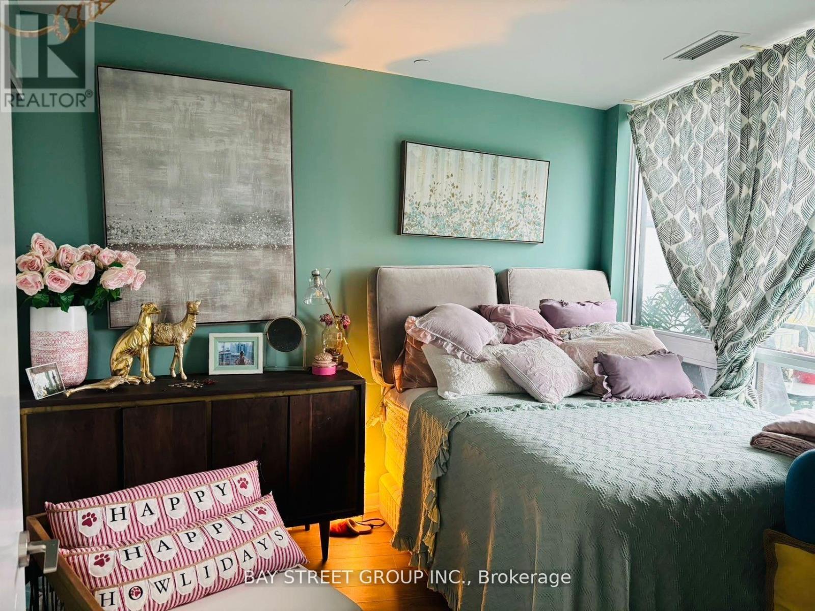 911 - 60 Berwick Avenue, Toronto, Ontario  M5P 1H1 - Photo 6 - C12117896
